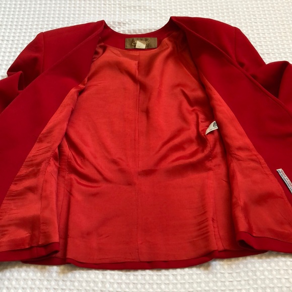 Women's Saville Red 100% Wool Blazer - Picture 9 of 16